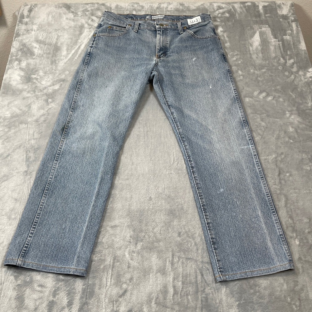 Wrangler‎ Jeans Men's 32x30 Advanced Comfort Light Wash Straight Leg